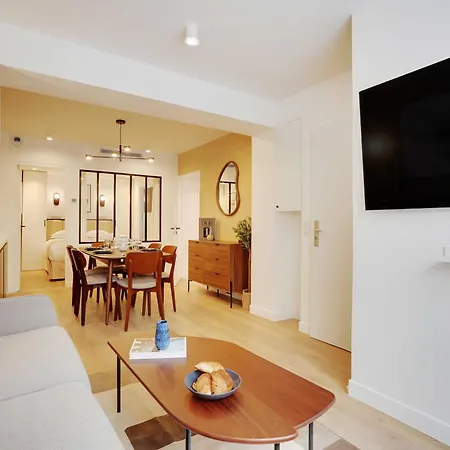 Charming - 2br 8p - Palais-royal Apartment