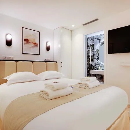 Charming - 2br 8p - Palais-royal Apartment