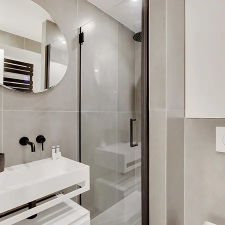 Apartment Charming - 2br 8p - Palais-royal *