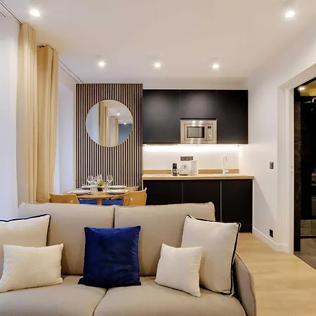 Charming - 2br 8p - Palais-royal Apartment *